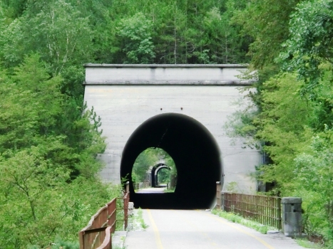Cadramazzo Tunnel southern portal