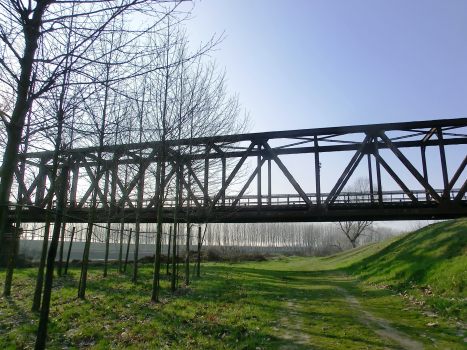 Pont ferroviaire de Canneto sull'Oglio