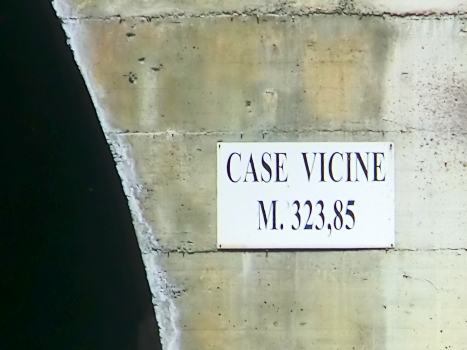 Case Vicine Tunnel southern portal plate