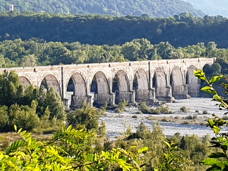 Eisenbahnbrücke Cellina