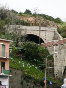 Tunnel Facchini 2