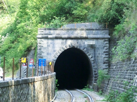 Fanghetto Tunnel northern portal
