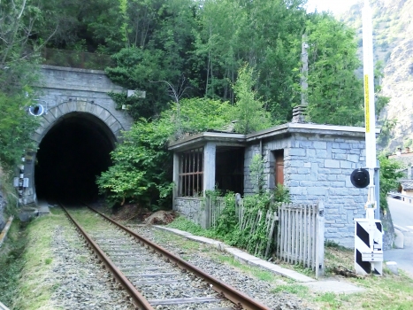 Eisenbahntunnel Leverogne