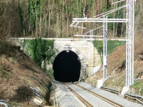 Tunnel Pesche