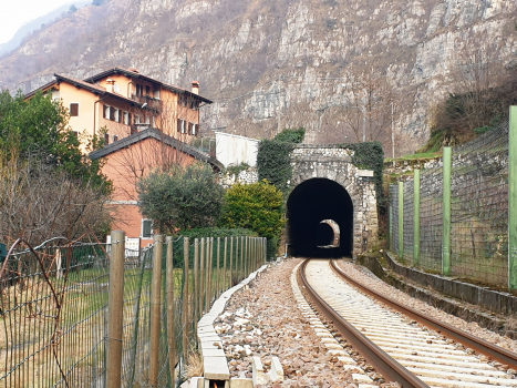 Pian dei Zocchi-Tunnel