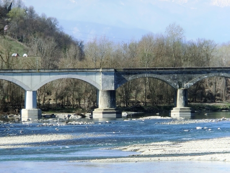 Po river Bridge