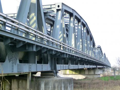 New Po Railroad Bridge