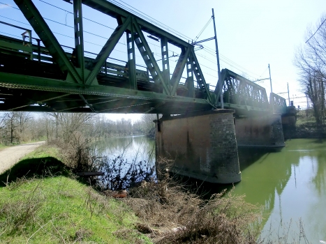Eisenbahnbrücke Incisa