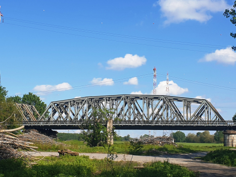 Eisenbahnbrücke Piacenza