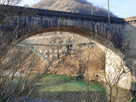 Eisenbahnbrücke Prarolo