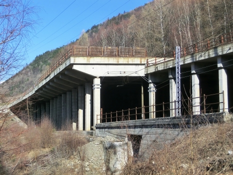 Quaglie Tunnel (odd track) western portal