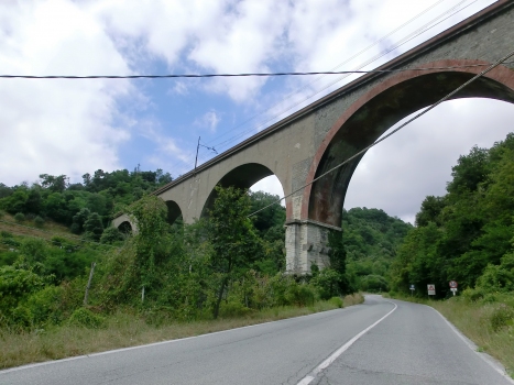 Eisenbahnbrücke Rio Acquabona