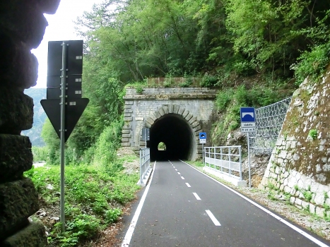 Rio Costa Tunnel northern portal