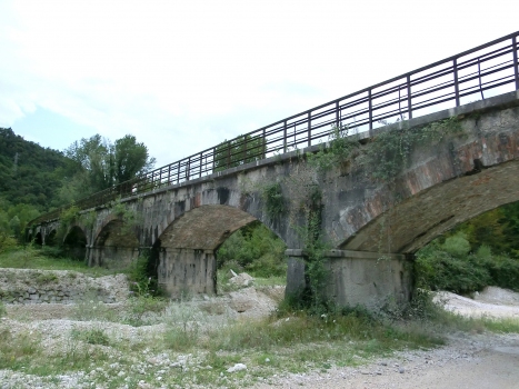 Pont sur le Rivoli Bianchi