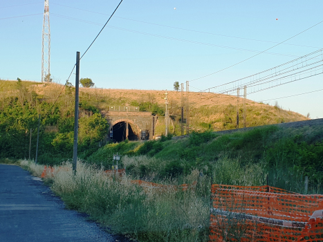 Santo Spirito Tunnel western portal