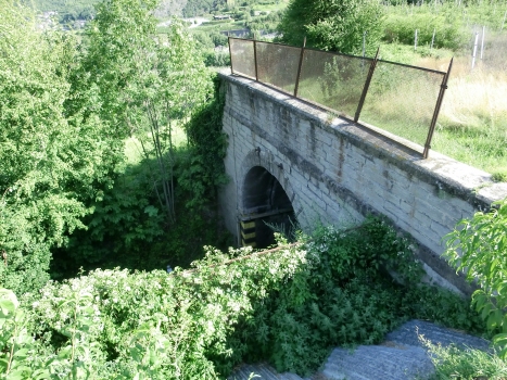 Sarriod la Tour Tunnel eastern portal