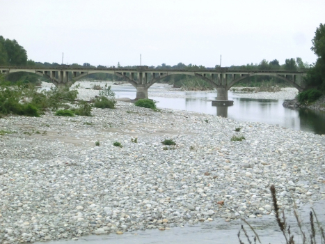 Eisenbahnbrücke Ghislarengo