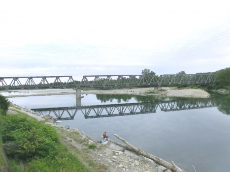 Eisenbahnbrücke Romagnano Sesia