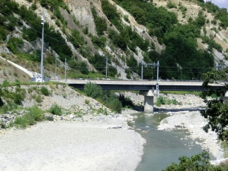 Taro Viaduct