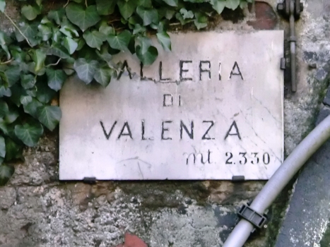 Valenza Tunnel northern portal original plate