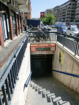 Numidio Quadrato Metro Station access