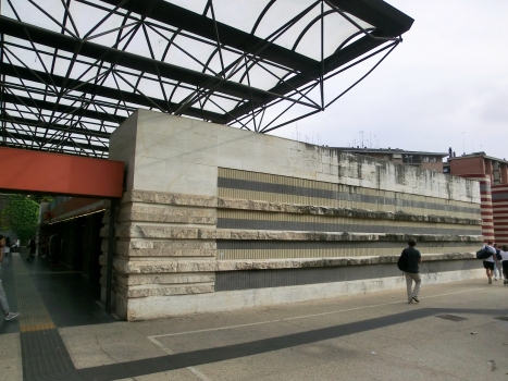 Valle Aurelia Metro Station, access