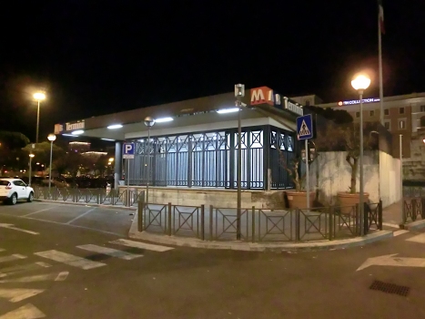Termini Metro Station, access