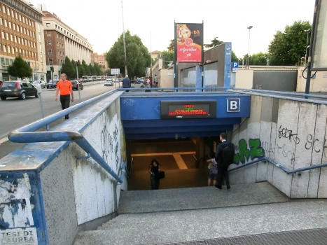 Castro Pretorio Metro Station access