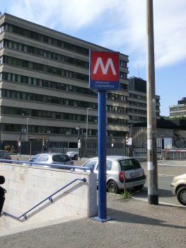 Metrobahnhof EUR Palasport