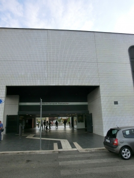 Station de métro Monte Compatri-Pantano