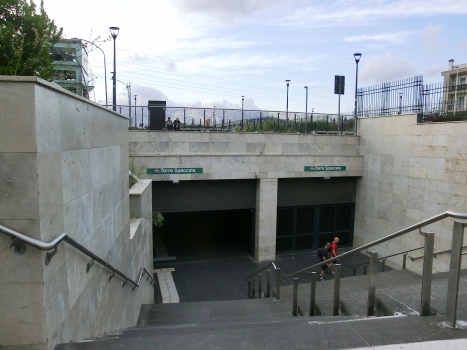 Torre Spaccata Metro Station, access