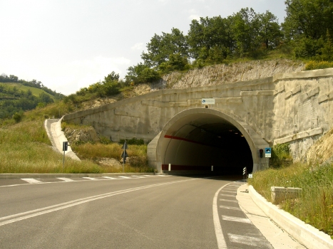 Roccafluvione Tunnel souhern portal