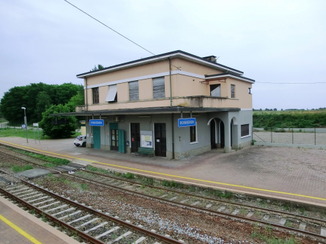 Rovasenda Station