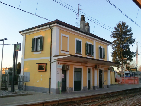 Bahnhof Rovellasca-Manera
