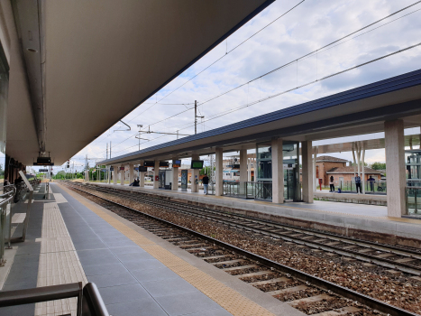 Rovigo Station