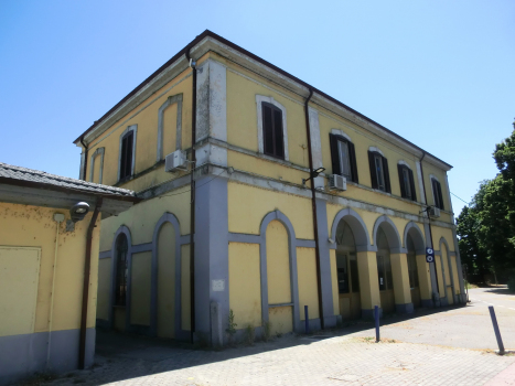 Bahnhof San Martino Siccomario-Cava Manara