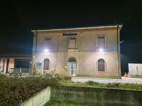 Bahnhof Saletto