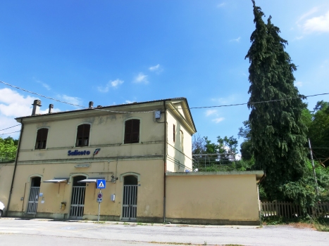Bahnhof Saliceto