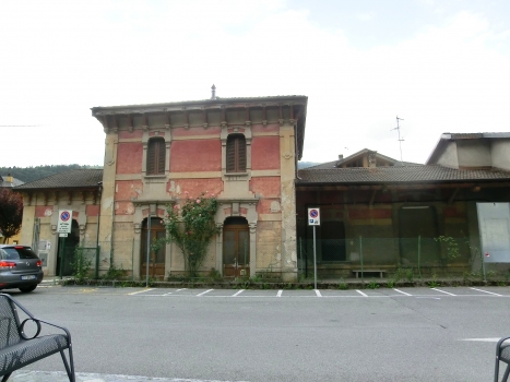 San Giovanni Bianco Station