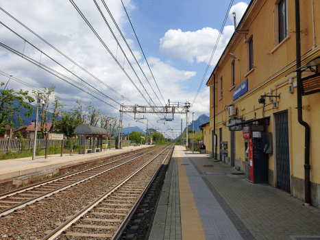 Sant'Antonino-Vaie Station