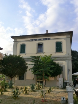 Bahnhof Santo Stefano di Magra