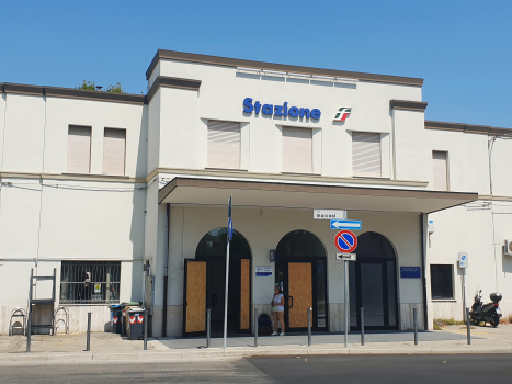 Savignano sul Rubicone Station