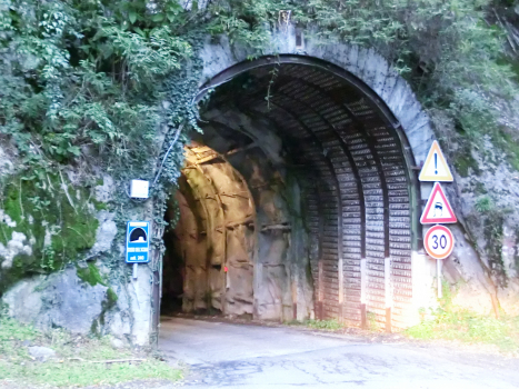 Tunnel de Dosso dell'Acqua