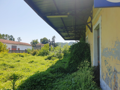 Bahnhof Serralunga-Cereseto