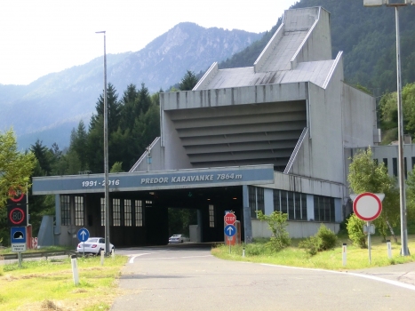 Karawanks Tunnel (road), slovenian portal