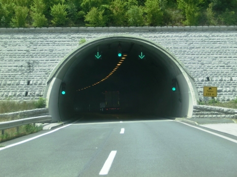 Tabor Tunnel eastern portal