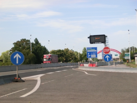 H 4 Highway (Slovenia), service area Vrtojba - Italian border