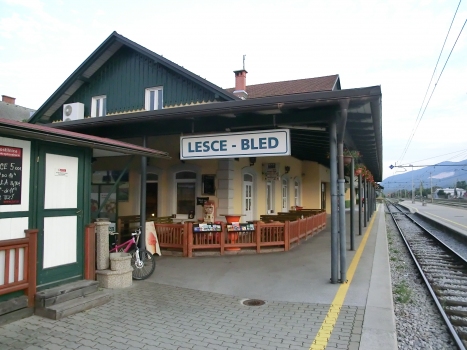 Gare de Lesce-Bled