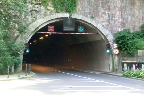 Tunnel unter der Burg von Ljubljana