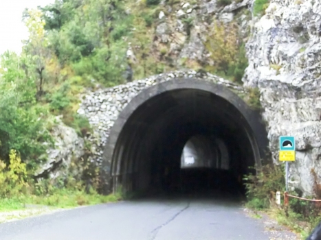 Porneta Tunnel eastern portal